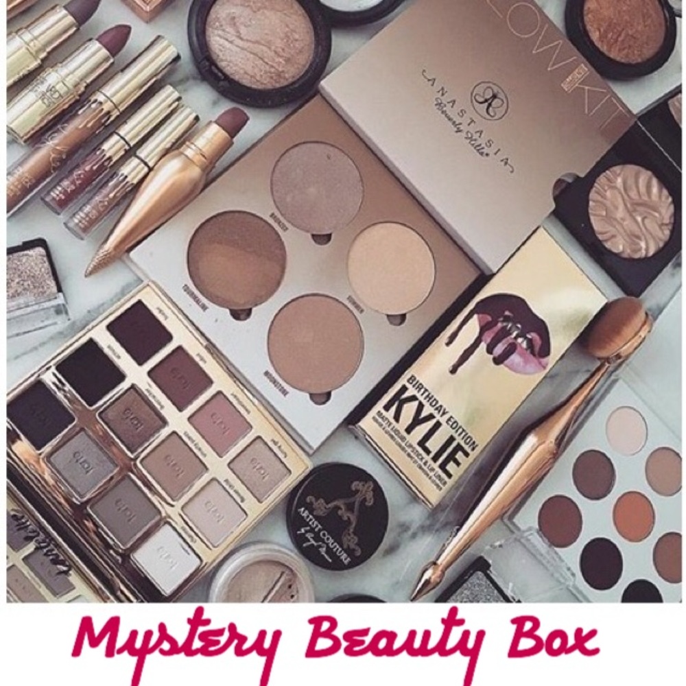 MYSTERY BOX - Beauty Bundle